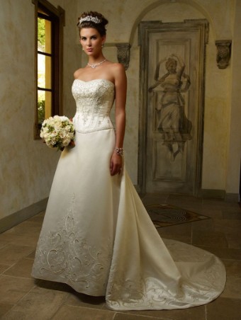 Casablanca Bridal Style #1906 #0 default thumbnail